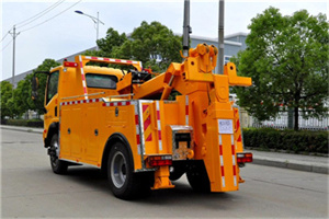 治多高速路拖车费